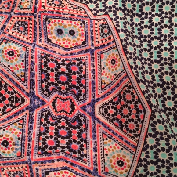 Silk blouse from Anthropologie - Picture 4 of 4